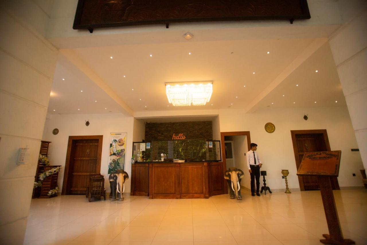 Hotel Eden Garden Sigiriya Exterior foto